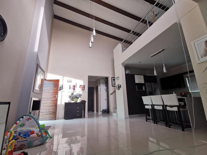 To Let 3 Bedroom Property for Rent in Bloubergrant Western Cape